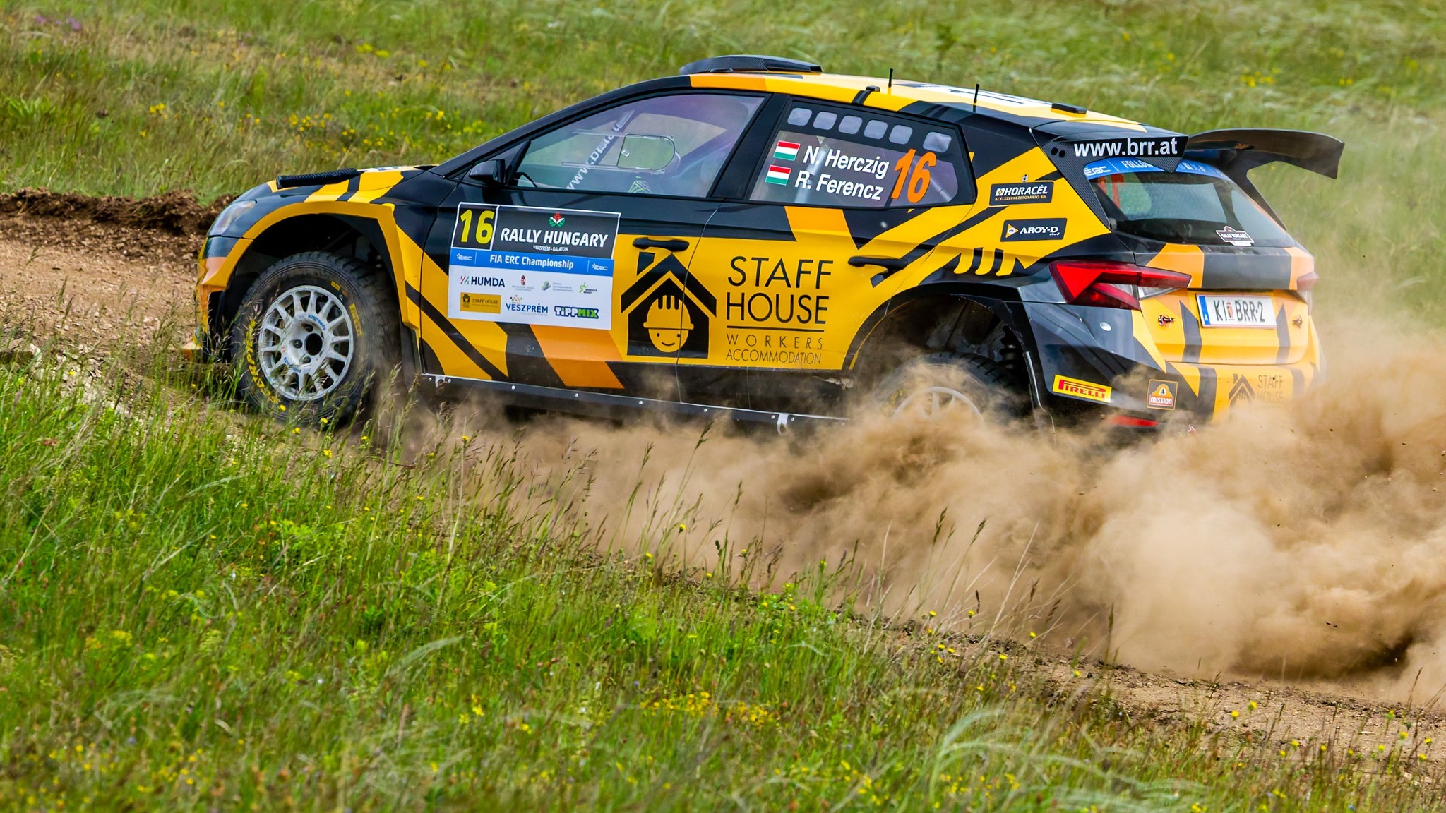 Tempestini áll az élen a prológ után Rally Hungary futamán
