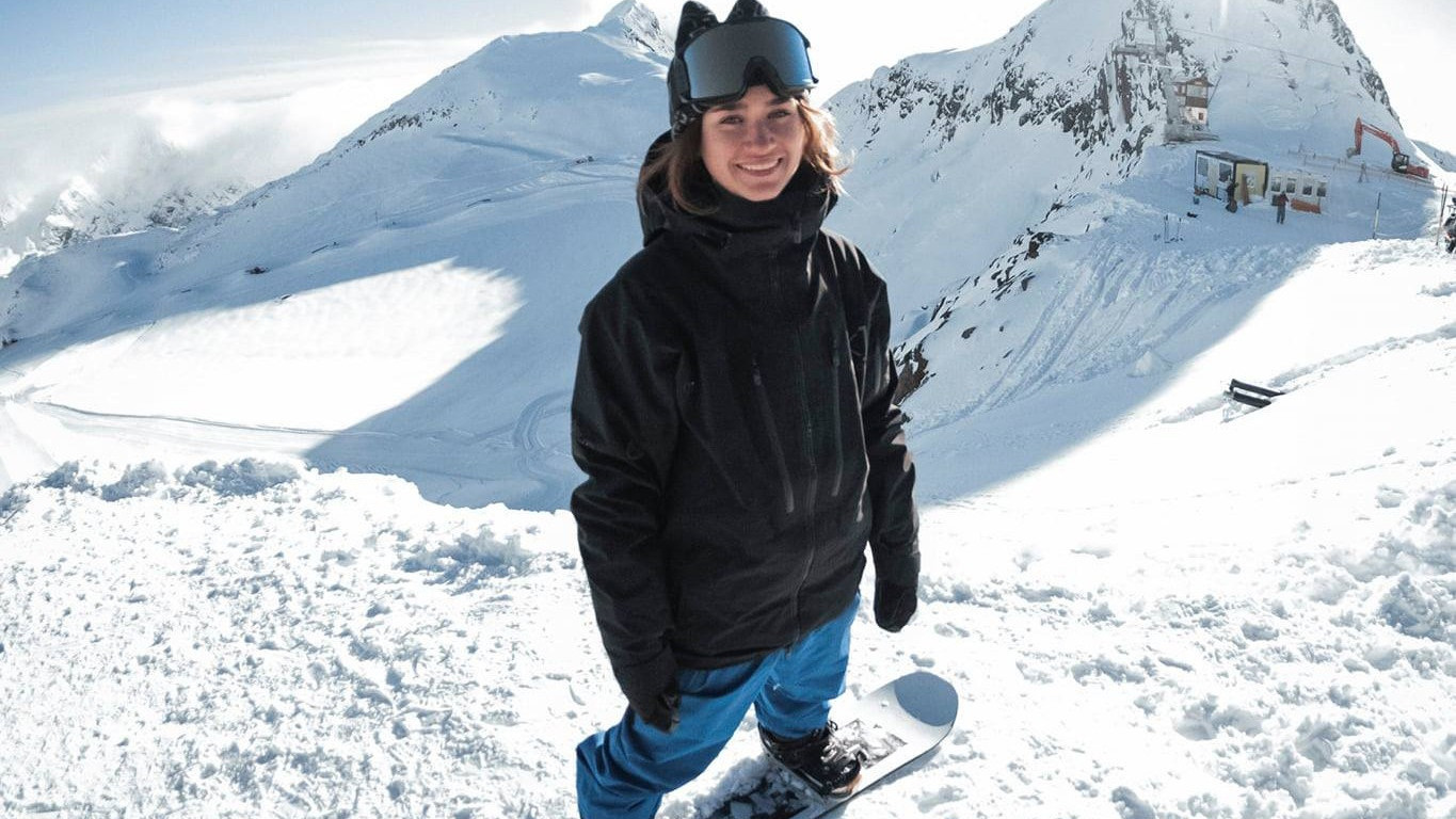 Egy kanadai-magyar lány bravúrja snowboardban